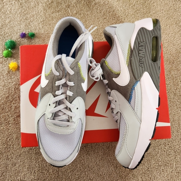 Nike Air Max Excee - Picture 2 of 10